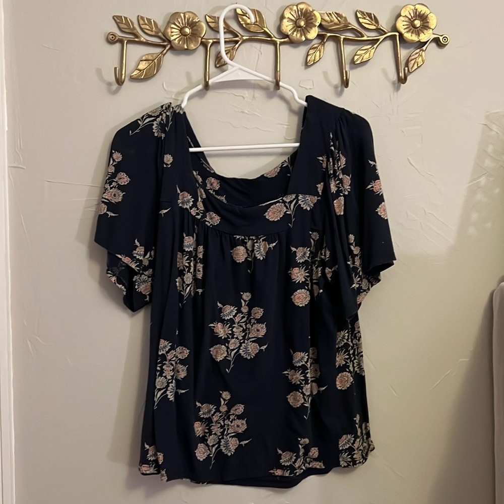 Cute top